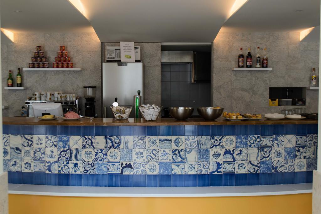 Hans Brinker Hostal *